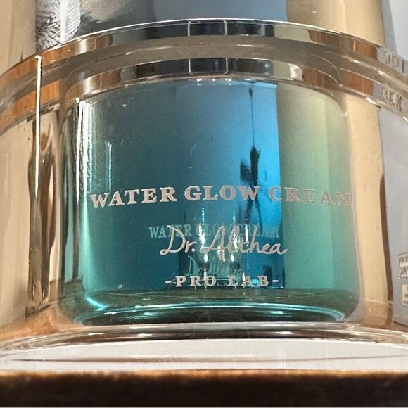 Dr. Althea Water Glow Aqua Cream, 1.69 fl oz - Picture 9 of 10
